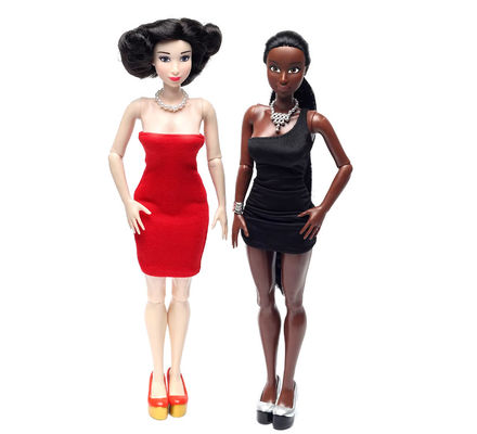 Χαμηλή MOQ αρχικό σχεδιασμό προσαρμογή 30cm ρούχα κούκλες μόδας για κούκλες